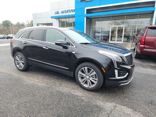 used 2025 Cadillac XT5 car, priced at $43,900