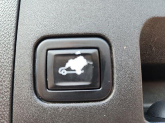 used 2020 Cadillac XT4 car, priced at $14,900