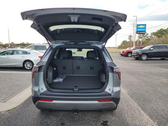 new 2026 Chevrolet Equinox car, priced at $31,480