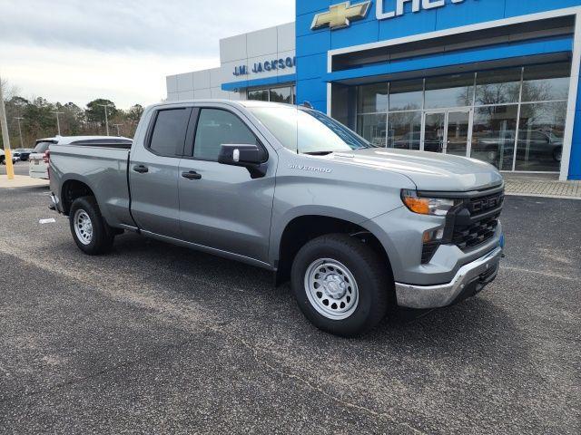 new 2026 Chevrolet Silverado 1500 car, priced at $43,220
