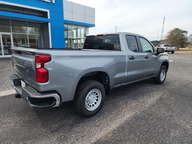 new 2026 Chevrolet Silverado 1500 car, priced at $43,220