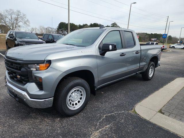 new 2026 Chevrolet Silverado 1500 car, priced at $43,220