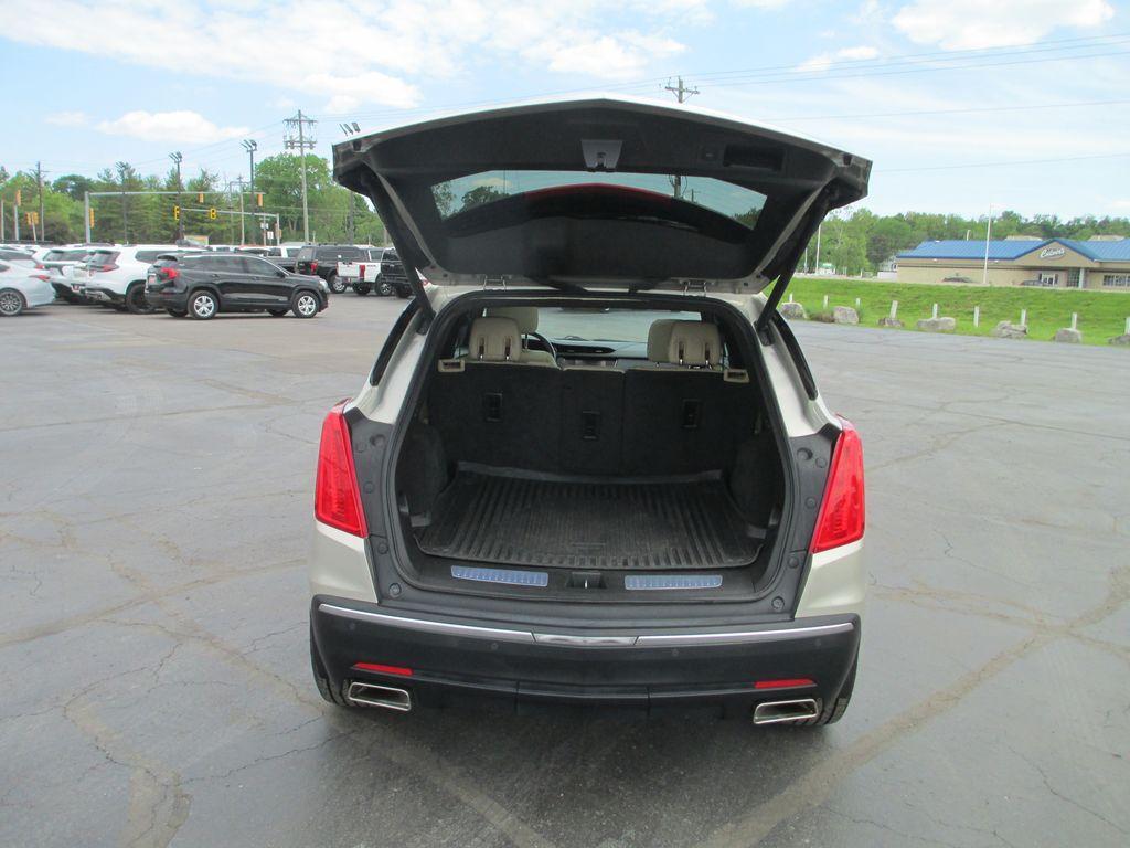 used 2017 Cadillac XT5 car, priced at $15,995