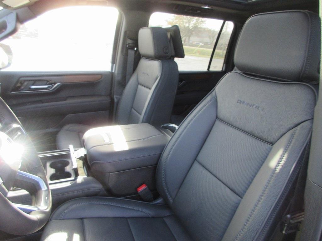 new 2026 GMC Yukon XL car, priced at $95,901