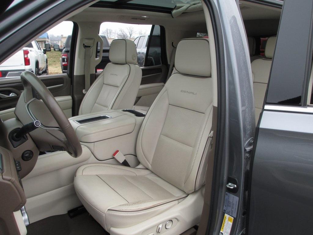 used 2021 GMC Yukon car, priced at $36,995