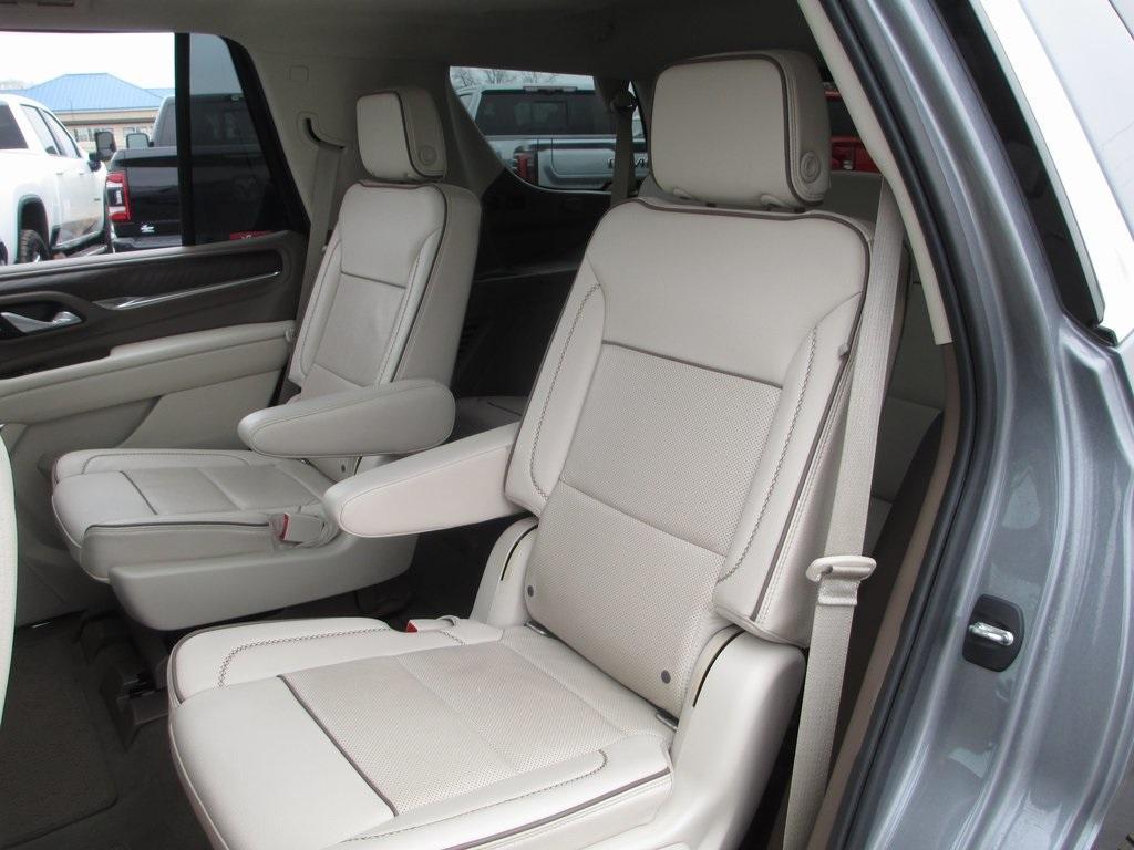 used 2021 GMC Yukon car, priced at $36,995