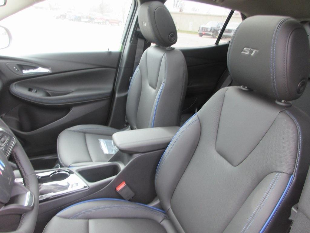 new 2026 Buick Encore GX car, priced at $26,189