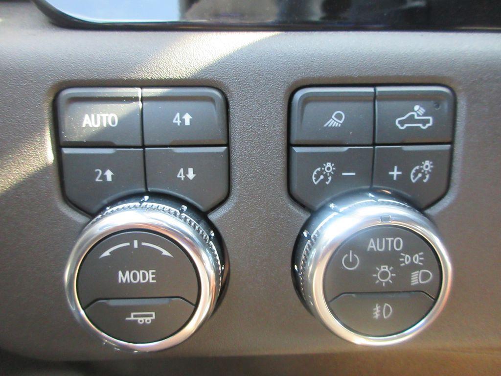 new 2026 GMC Sierra 1500 car, priced at $51,824