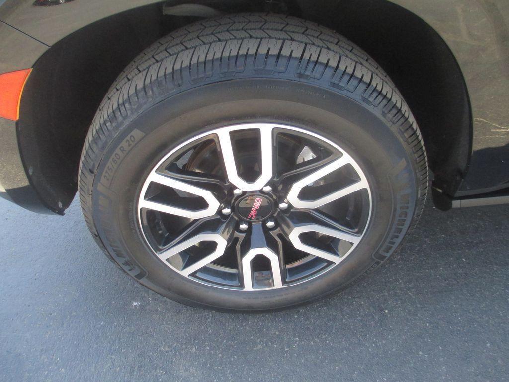 used 2022 GMC Yukon car, priced at $47,995