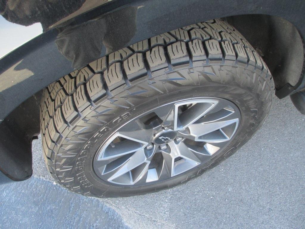 used 2023 Chevrolet Suburban car, priced at $53,995