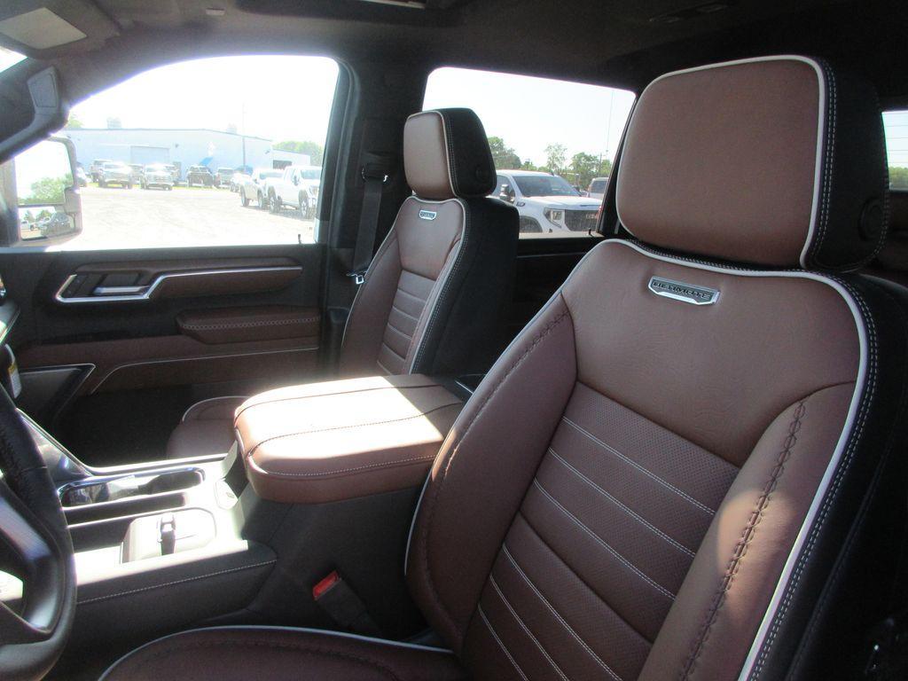 new 2026 GMC Sierra 2500 car, priced at $89,502