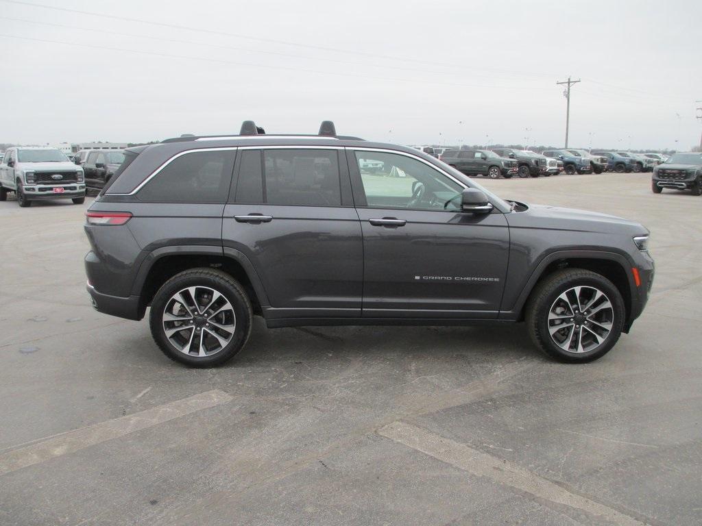 used 2022 Jeep Grand Cherokee car, priced at $24,995