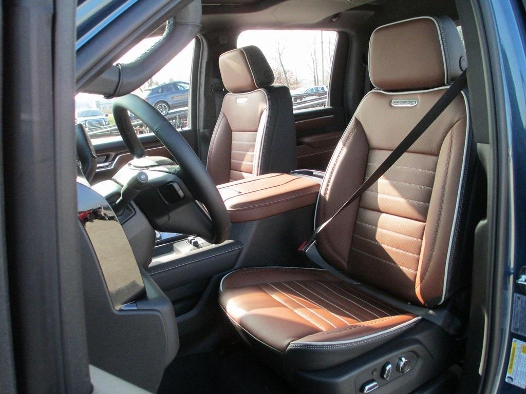 new 2026 GMC Sierra 2500 car, priced at $92,110