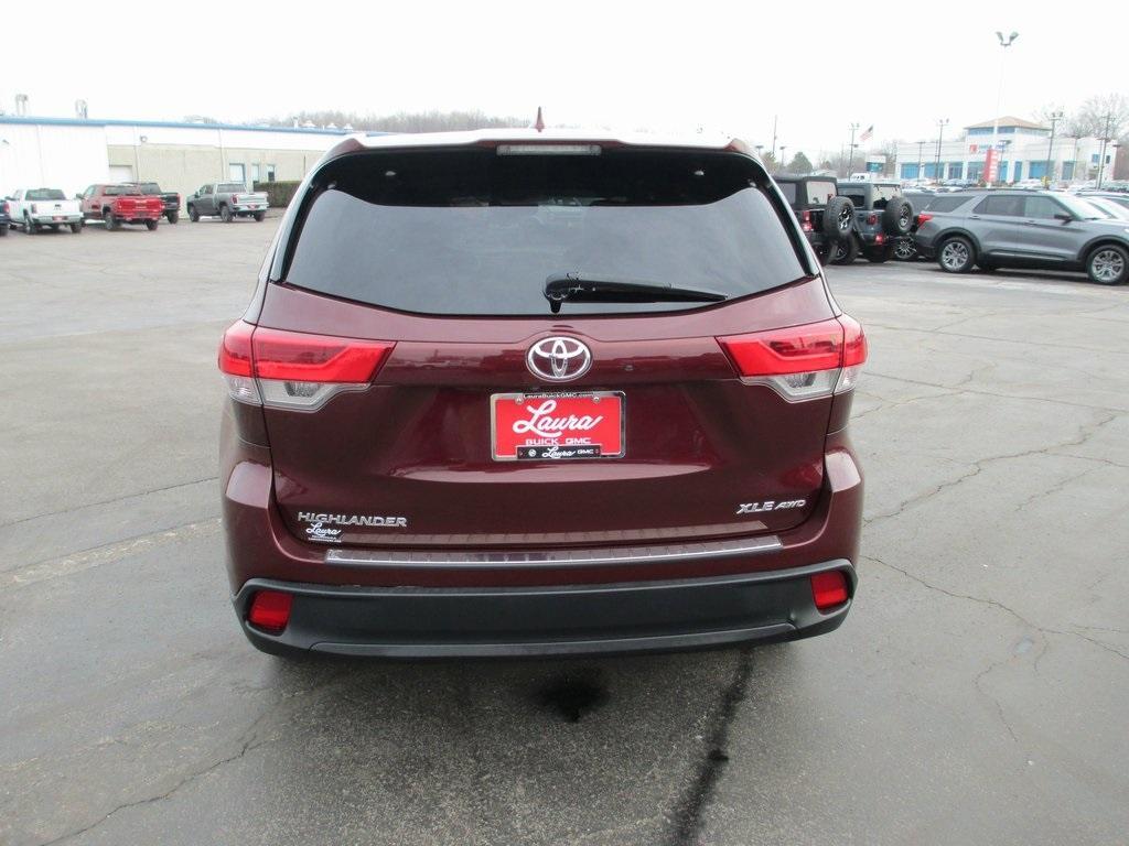 used 2018 Toyota Highlander car, priced at $19,995