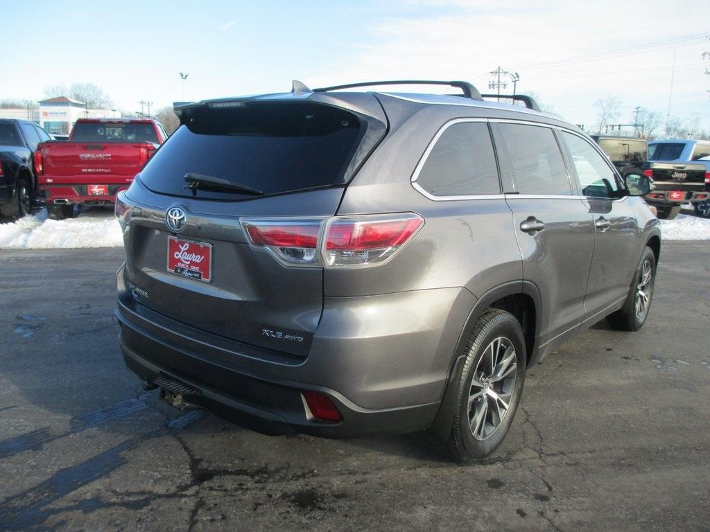 used 2016 Toyota Highlander car, priced at $13,495