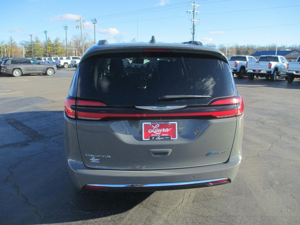 used 2021 Chrysler Pacifica Hybrid car, priced at $17,995