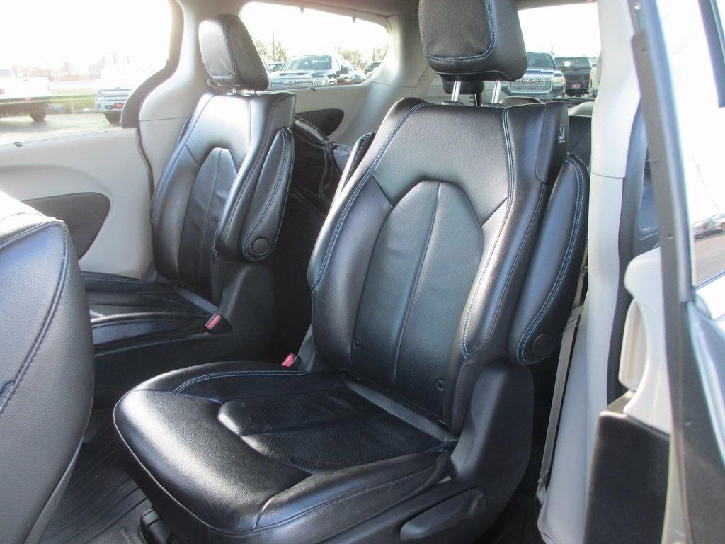 used 2021 Chrysler Pacifica Hybrid car, priced at $17,995