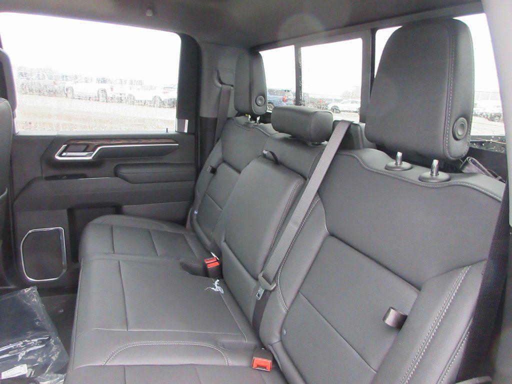 new 2026 GMC Sierra 2500 car, priced at $78,152