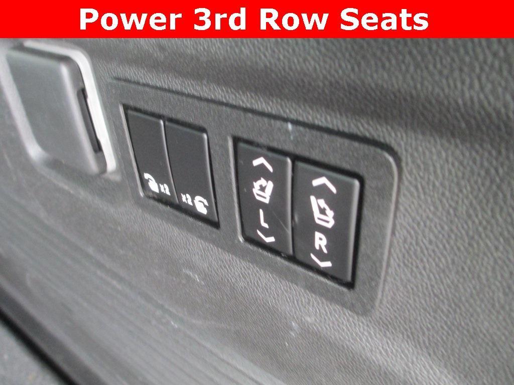 used 2022 Chevrolet Suburban car, priced at $42,995