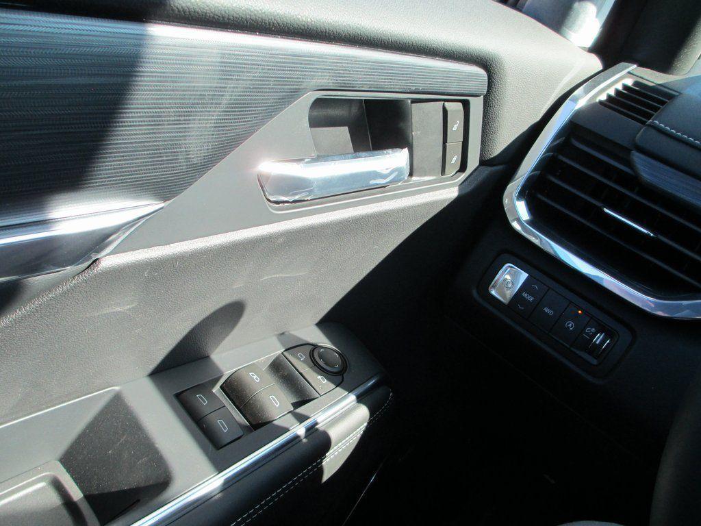 new 2026 GMC Acadia car, priced at $51,301