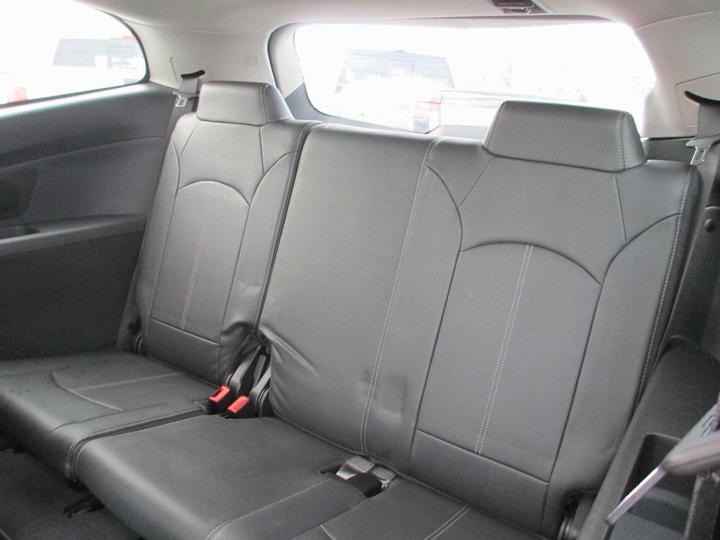 used 2017 Chevrolet Traverse car, priced at $16,995