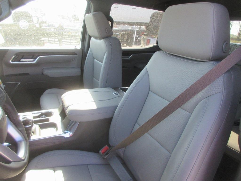 new 2026 GMC Sierra 1500 car, priced at $57,556