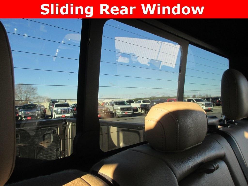 used 2021 Ford F-150 car, priced at $31,995