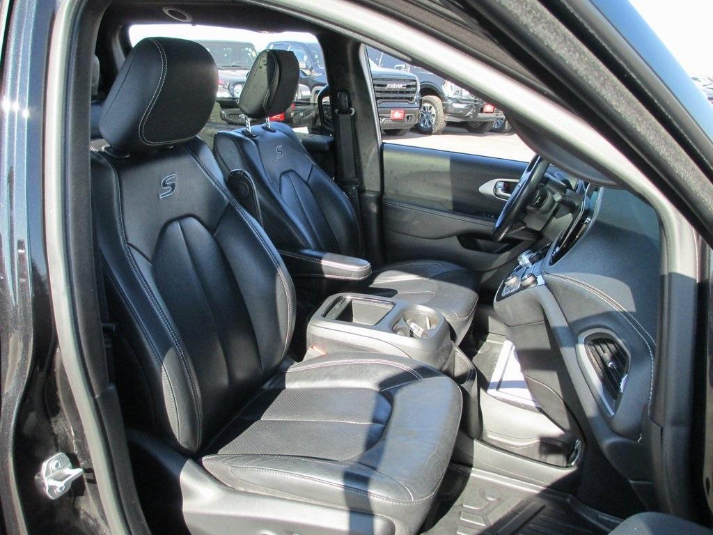 used 2021 Chrysler Pacifica car, priced at $22,495