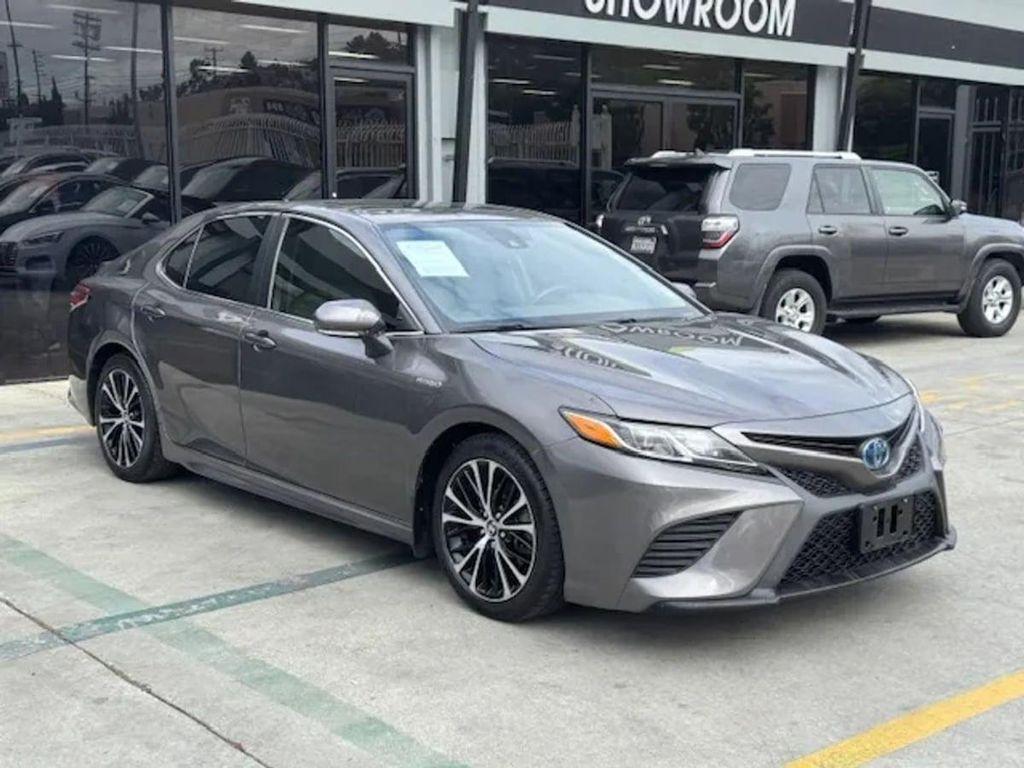 used 2019 Toyota Camry Hybrid car, priced at $17,995