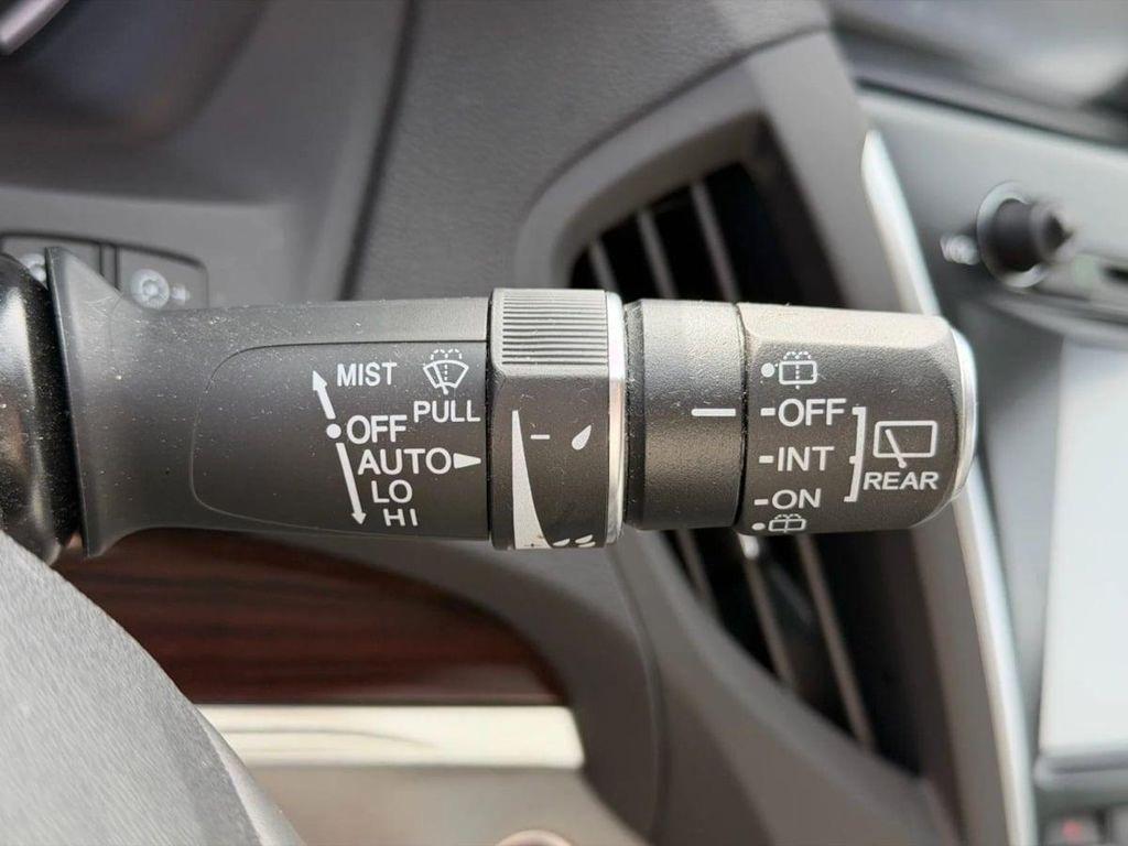 used 2014 Acura MDX car, priced at $14,495