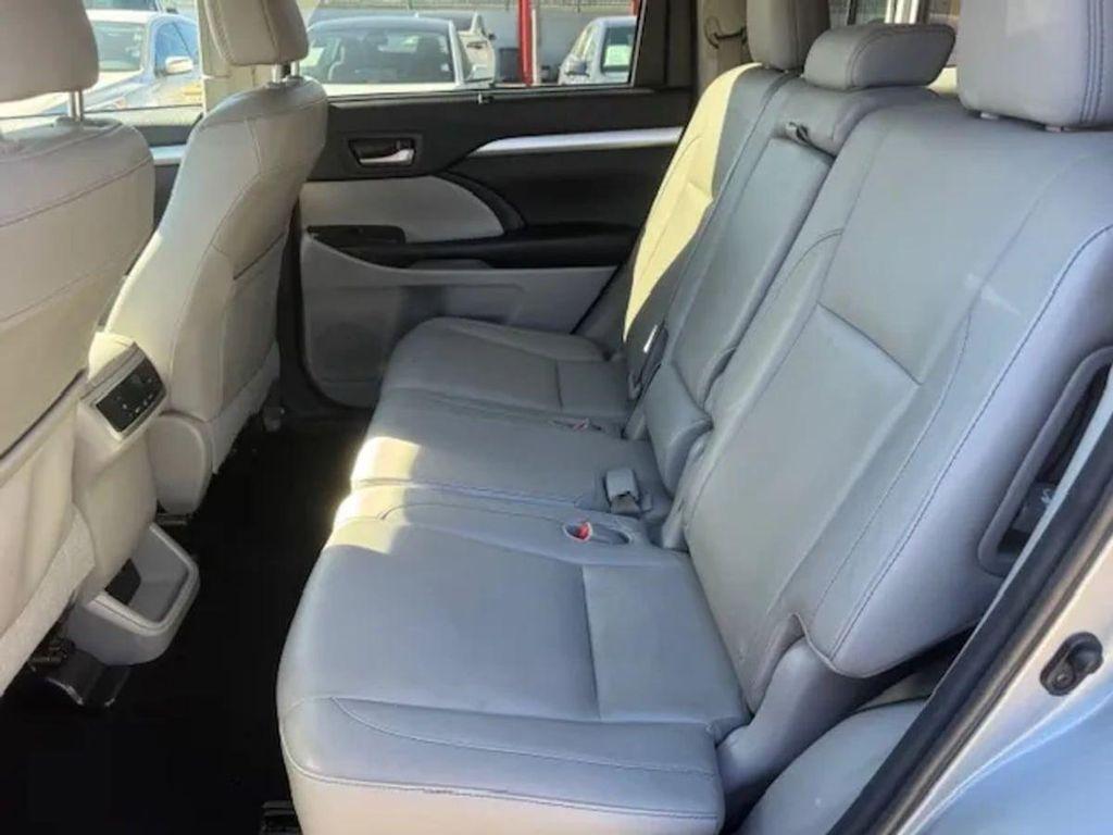 used 2016 Toyota Highlander car, priced at $17,495