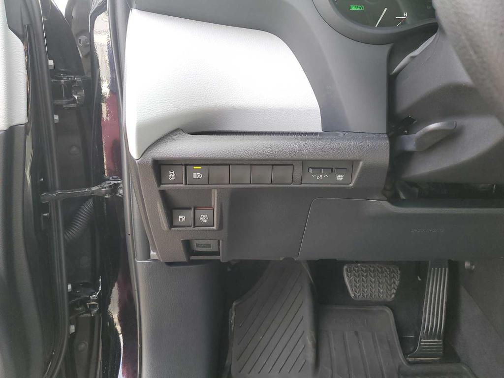 used 2025 Toyota Sienna car, priced at $43,461