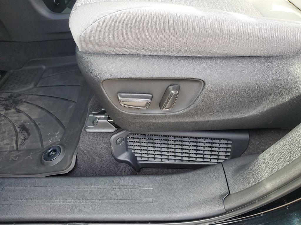 used 2025 Toyota Sienna car, priced at $43,461