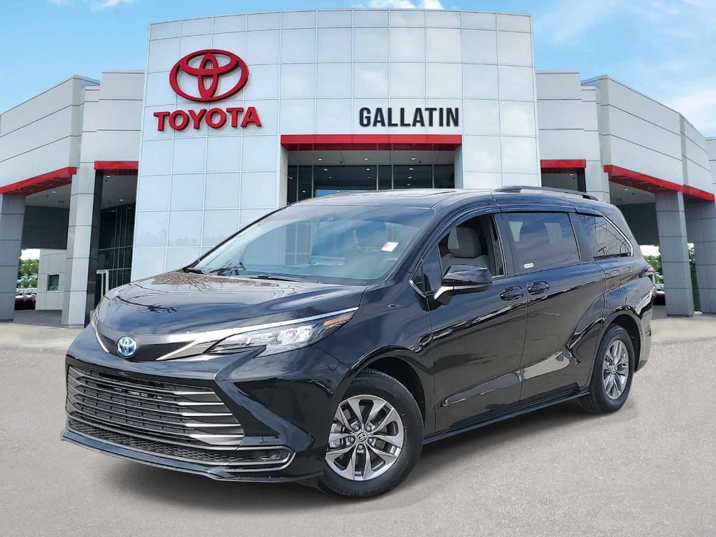 used 2025 Toyota Sienna car, priced at $43,461