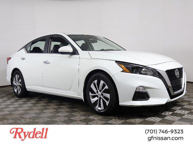 used 2022 Nissan Altima car, priced at $18,999