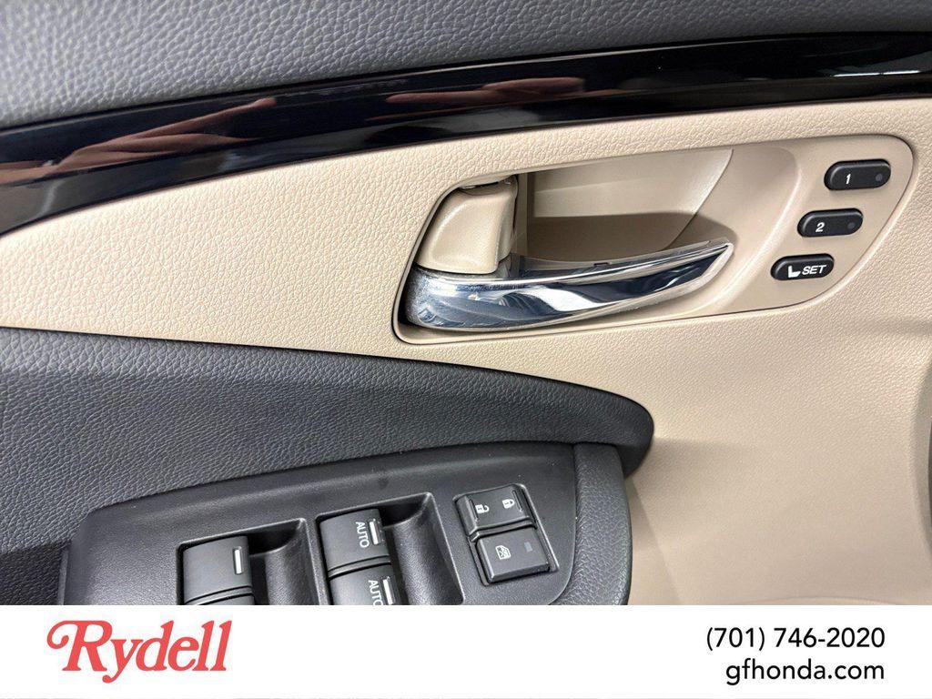 used 2019 Honda Pilot car, priced at $23,298