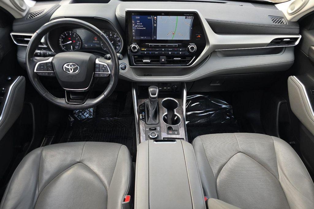 used 2020 Toyota Highlander car, priced at $29,500