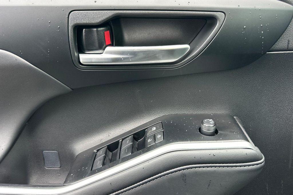 new 2026 Toyota Highlander car, priced at $50,553