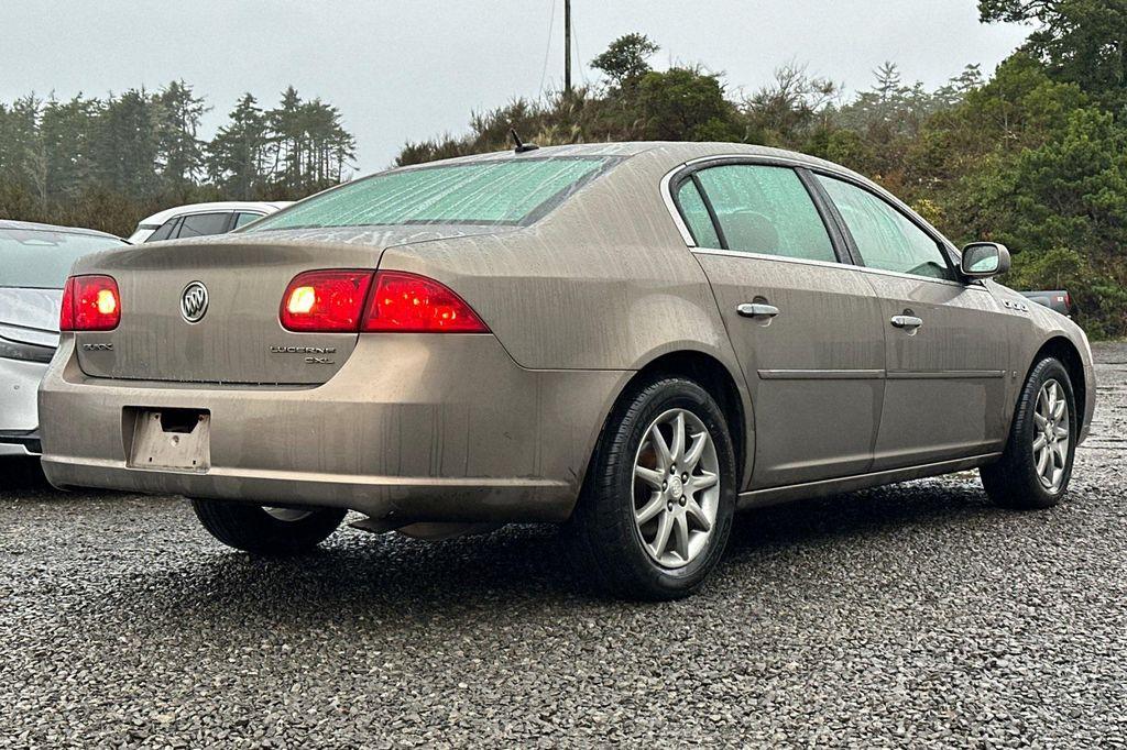 used 2007 Buick Lucerne car, priced at $5,700