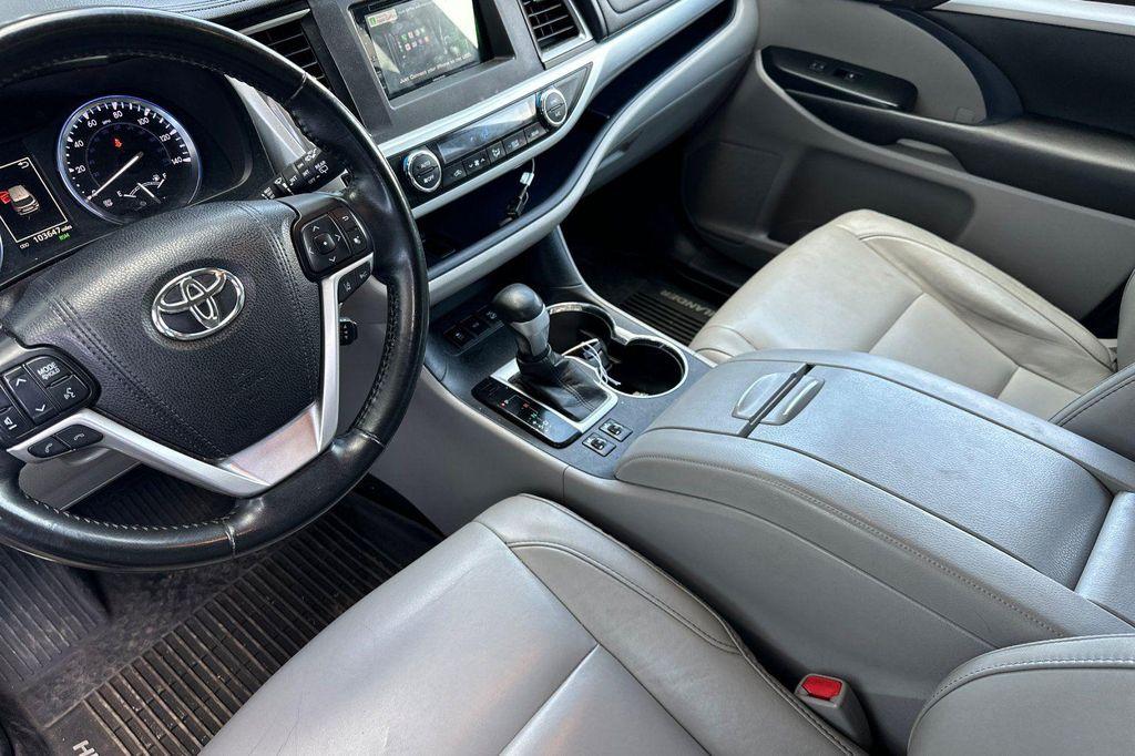 used 2017 Toyota Highlander car, priced at $25,900
