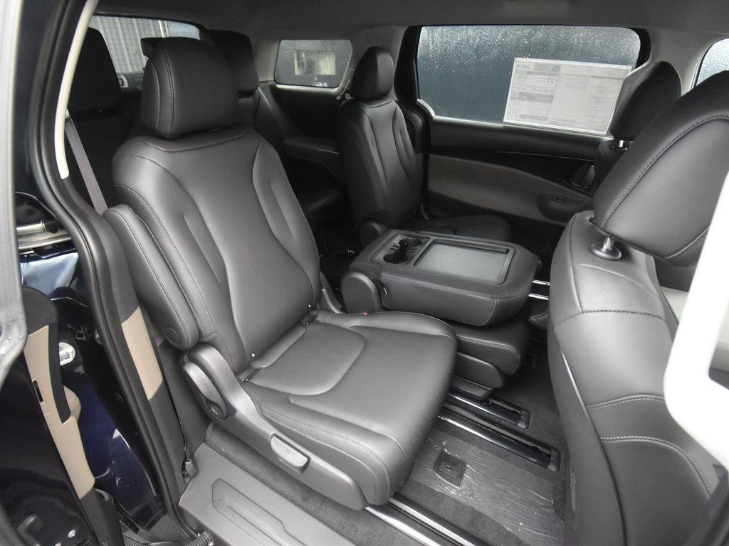 new 2026 Kia Carnival car, priced at $40,770