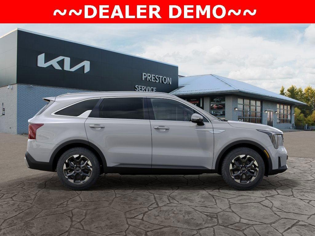 new 2025 Kia Sorento car, priced at $34,685