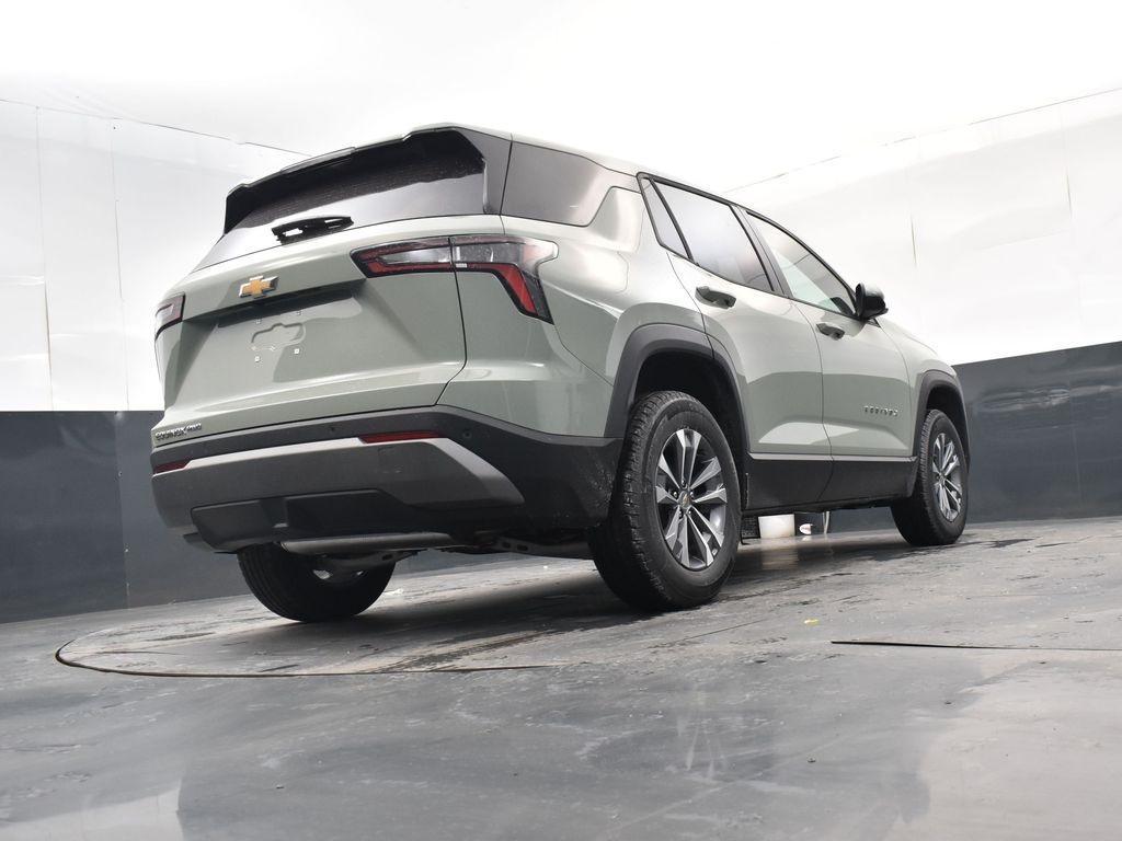 new 2026 Chevrolet Equinox car, priced at $32,495