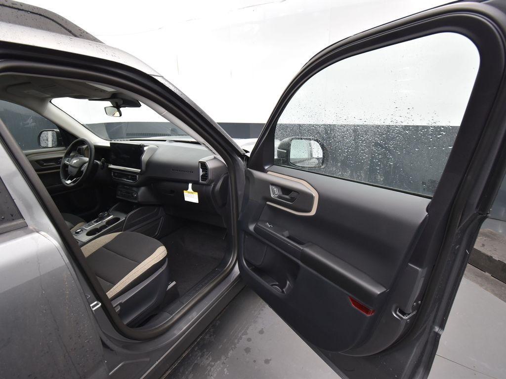 new 2025 Ford Bronco Sport car, priced at $33,920