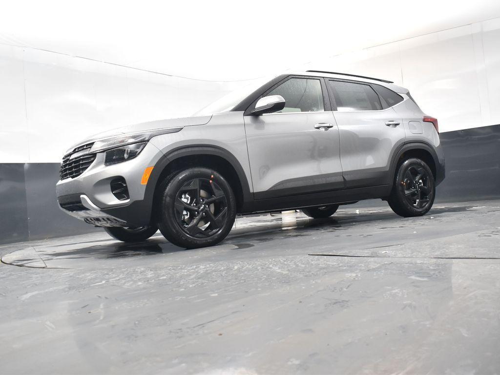 new 2026 Kia Seltos car, priced at $29,785