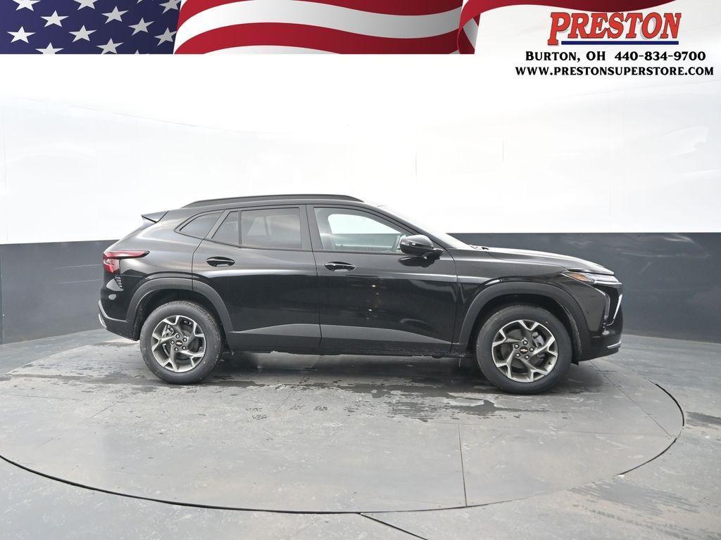 new 2026 Chevrolet Trax car, priced at $25,885