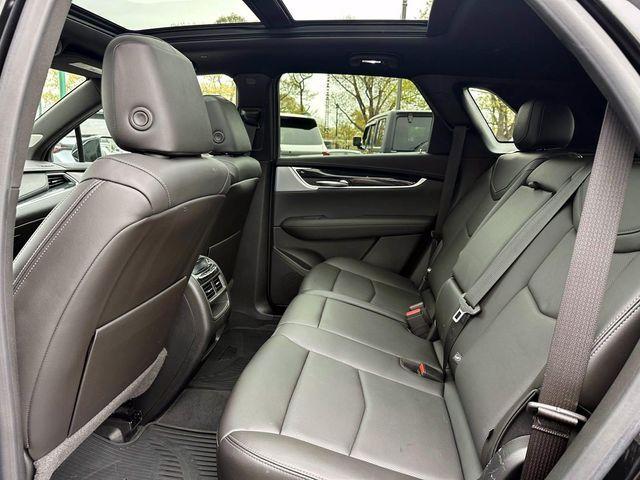 used 2023 Cadillac XT5 car, priced at $30,998