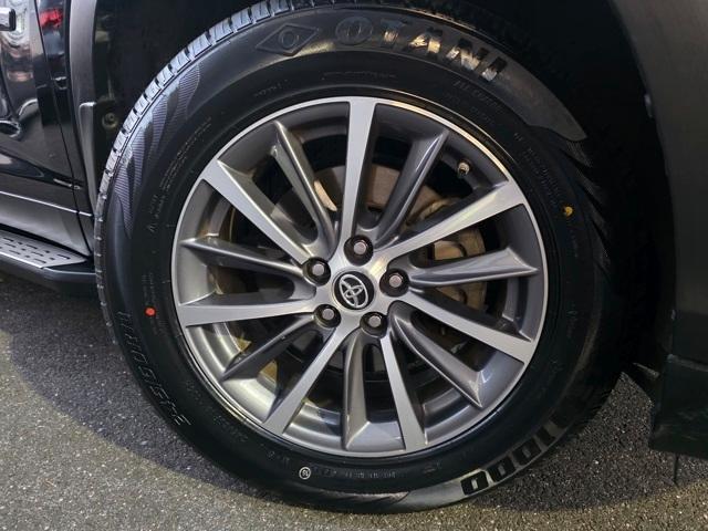 used 2019 Toyota Highlander car, priced at $26,990