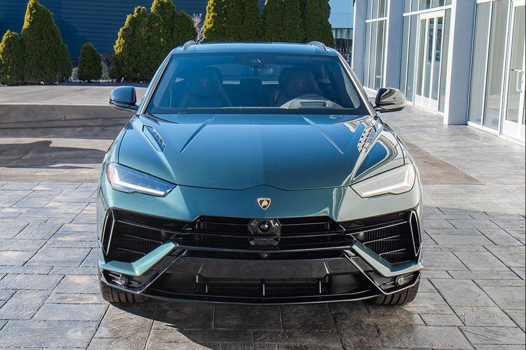 used 2024 Lamborghini Urus car, priced at $279,900