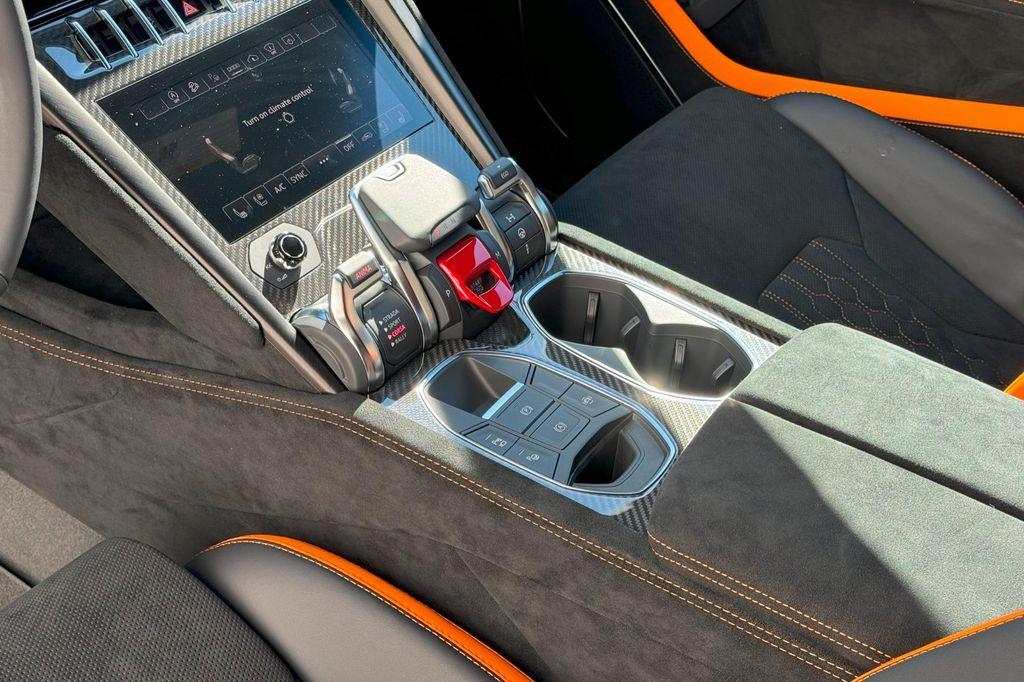 used 2024 Lamborghini Urus car, priced at $309,900